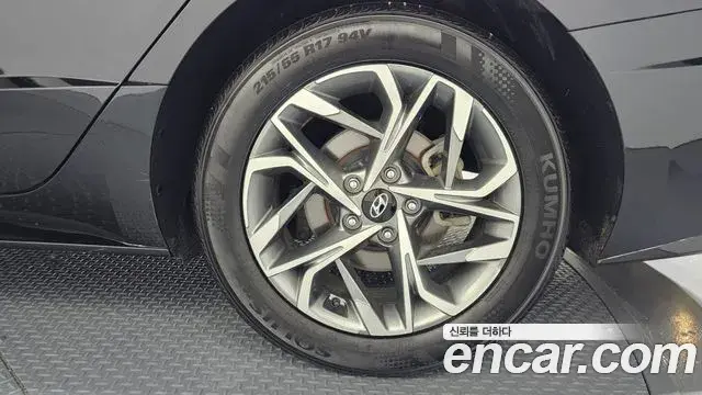 Hyundai Sonata Hybrid 2022 — Şəkil 31/33