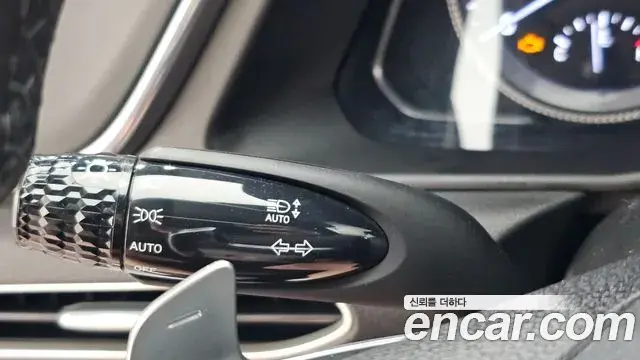 Hyundai Sonata Hybrid 2022 — Şəkil 27/33
