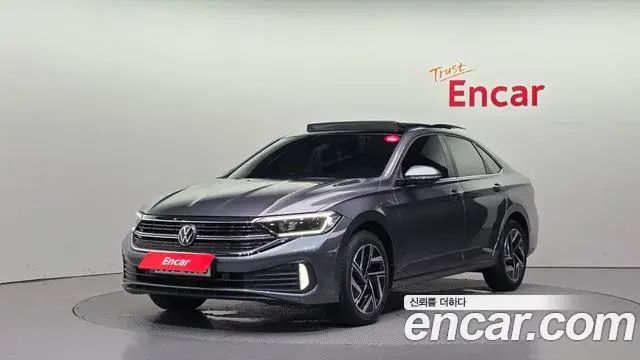 Volkswagen Jetta 2022 — Şəkil 12/32