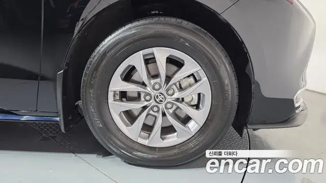 Toyota Sienna 2024 — Photo 5/20