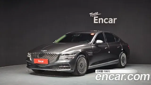 Genesis Electrified G80 2022 — Photo 1/20