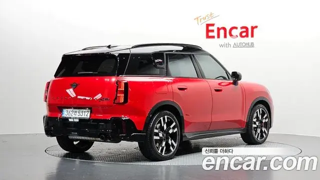 Mini Cooper S Countryman 2025 — Фото 1/20