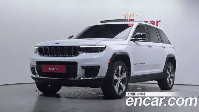 Jeep Grand Cherokee 2023 — Photo 1/20