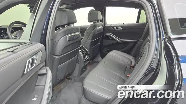 BMW X6 2025 — Photo 11/20