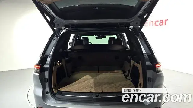 Jeep Grand Cherokee 2021 — Şəkil 20/32