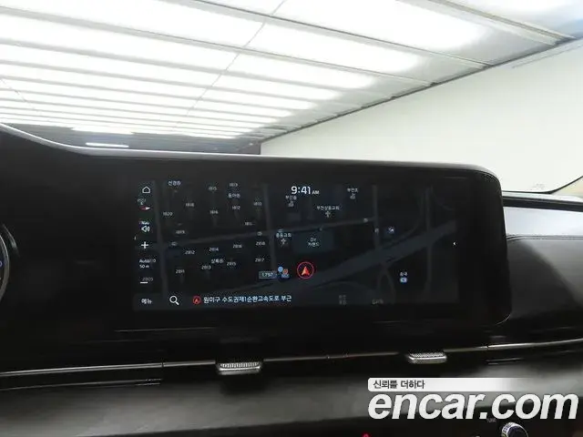 Kia Carnival 2021 — Photo 12/20