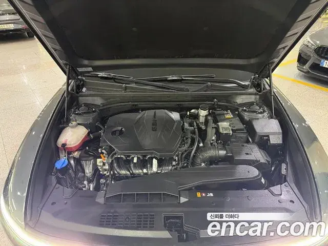 Hyundai Grandeur Hybrid 2023 — Şəkil 18/20