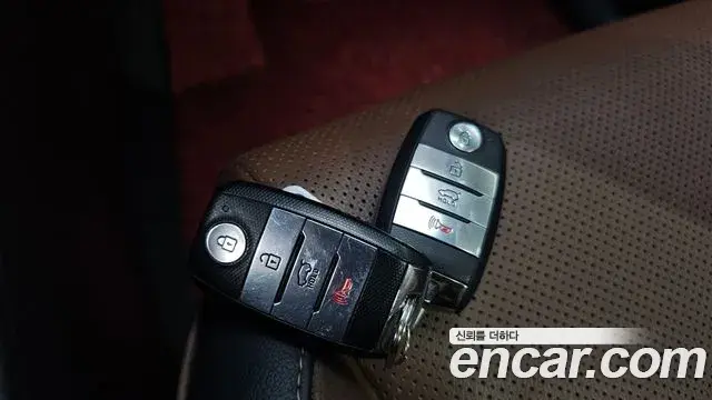 Kia Sportage The Bold 2019 — Photo 14/35