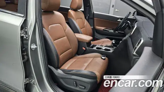 Kia Sportage The Bold 2019 — Photo 11/35