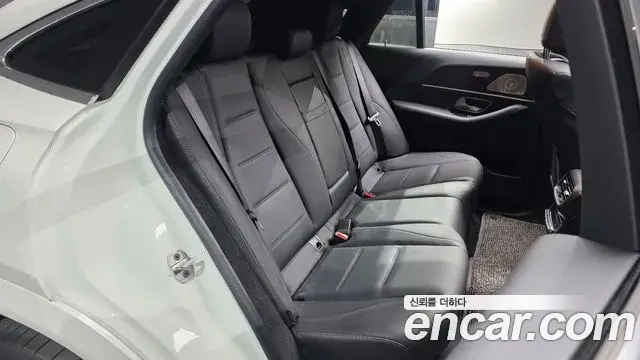 Mercedes-Benz GLE-Class 2023 — Şəkil 15/33