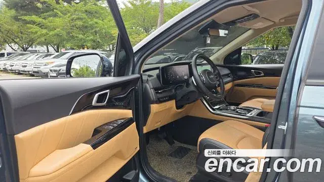 Kia Carnival 2022 — Photo 10/20