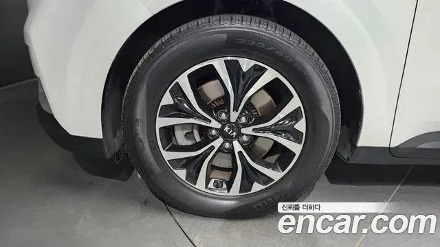 Kia Carnival 2020 — Photo 5/20
