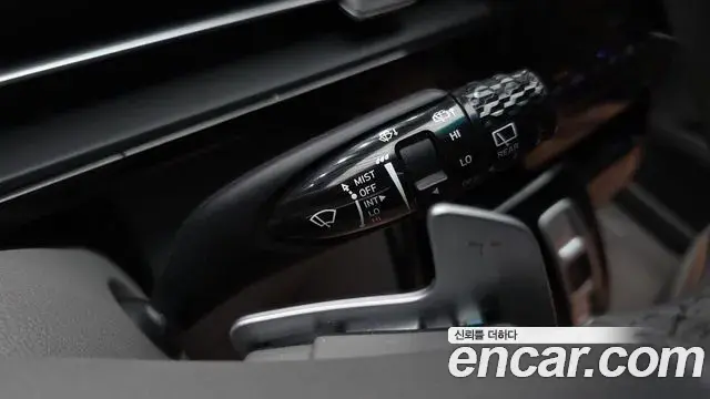 Hyundai Staria 2021 — Photo 21/33