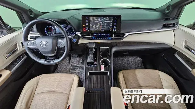 Toyota Sienna 2021 — Photo 7/20