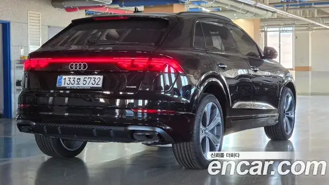 Audi Q7 2026 — Photo 2/20