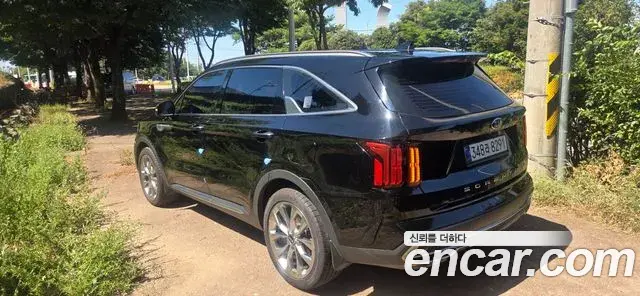 Kia Sorento 2021 — Фото 3/20