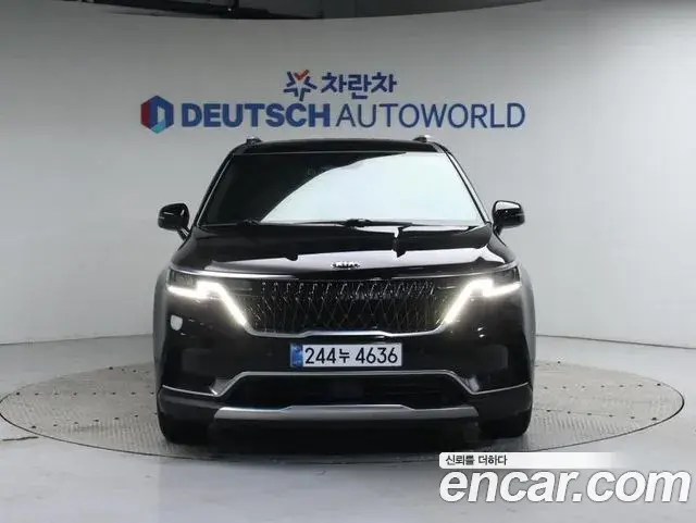 Kia Carnival 2020 — Photo 2/20