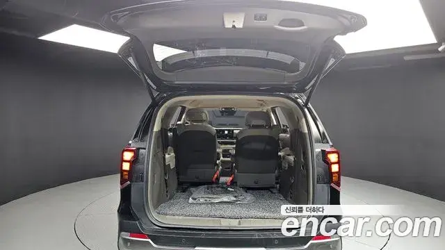 Kia Carnival 2025 — Şəkil 20/20