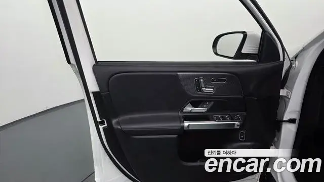 Mercedes-Benz GLB-Class 2020 — Şəkil 3/29
