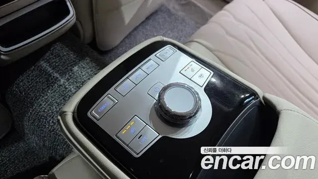 Genesis G80 2025 — Şəkil 12/32