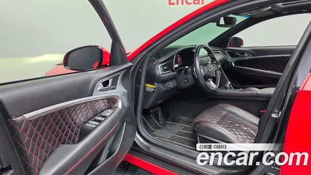 Genesis G70 2019 — Photo 9/20