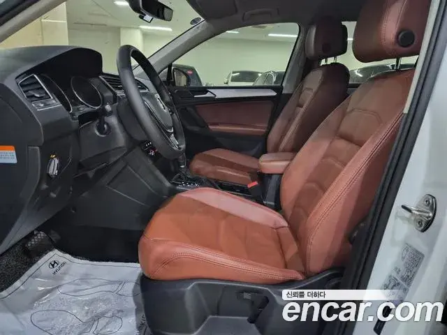 Volkswagen Tiguan 2018 — Şəkil 4/17