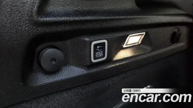Jeep Grand Cherokee 2022 — Photo 20/39