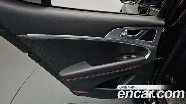 Genesis G70 2018 — Şəkil 9/34