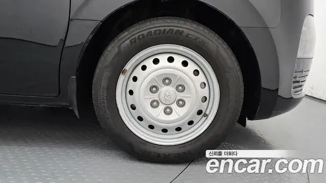 Hyundai Staria 2022 — Photo 8/31