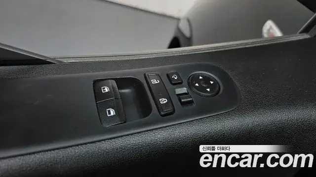 Hyundai Staria 2022 — Photo 10/31
