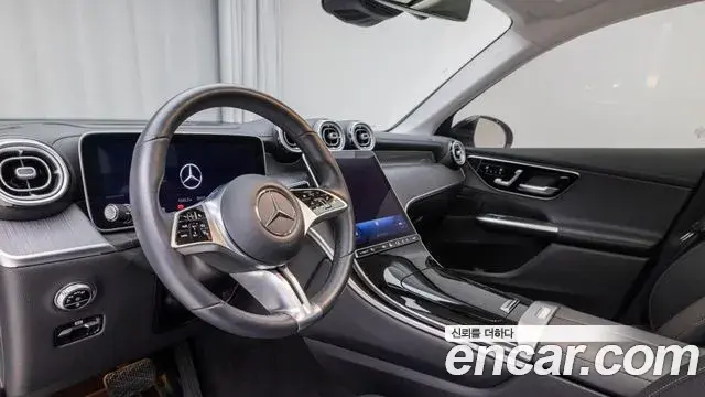 Mercedes-Benz GLC-Class 2023 — Photo 15/19