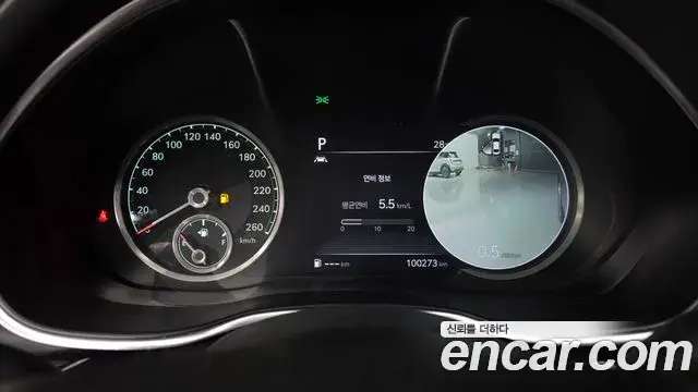 Genesis Electrified G80 2020 — Photo 8/20