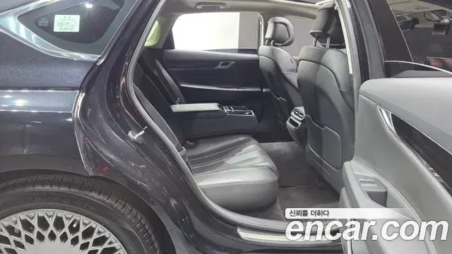 Genesis Electrified G80 2020 — Photo 11/20