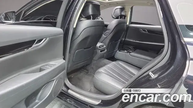 Genesis Electrified G80 2020 — Photo 12/20