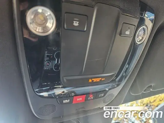 Kia K5 2022 — ფოტო 8/17