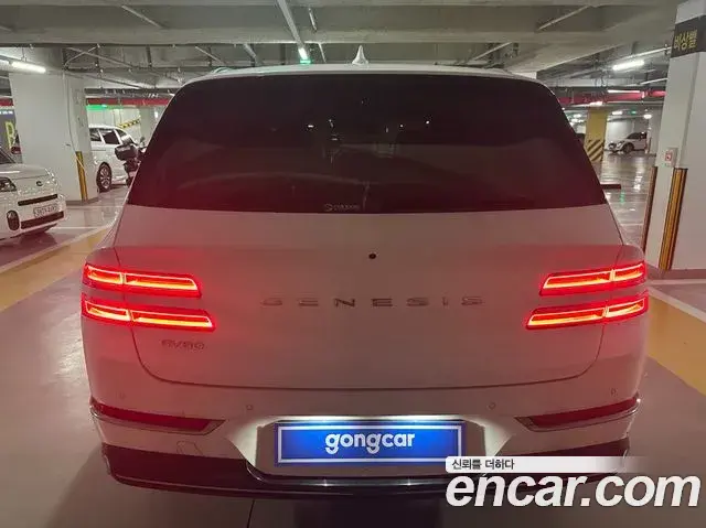 Genesis GV80 2021 — Photo 6/20