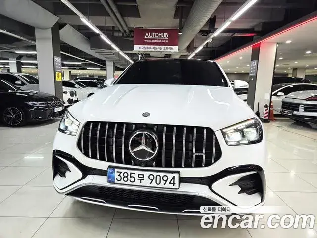 Mercedes-Benz GLE-Class 2025 — Photo 1/20