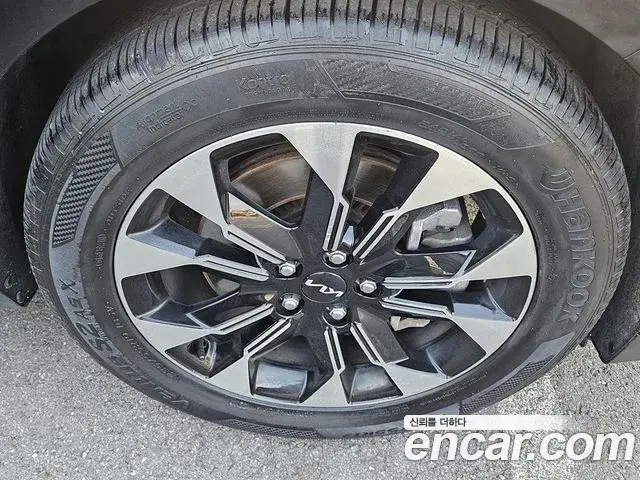 Kia Carnival 2022 — Photo 4/20