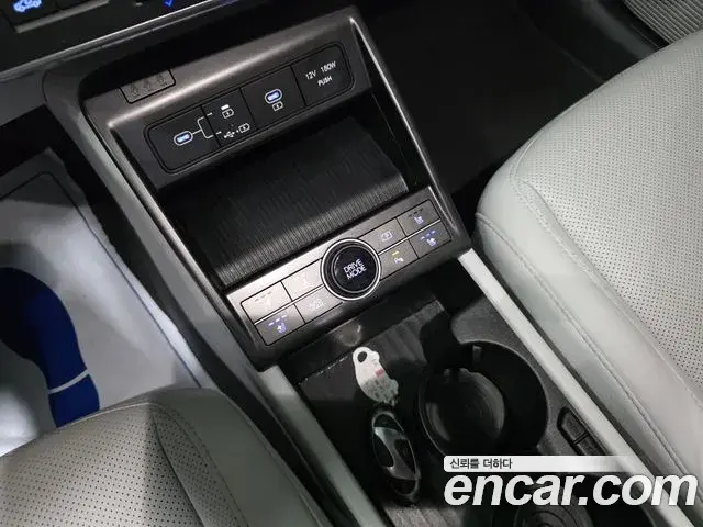 Hyundai Kona 2024 — Фото 15/18