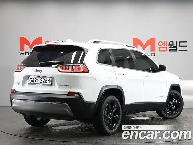 Jeep Cherokee 2020 — Фото 3/20