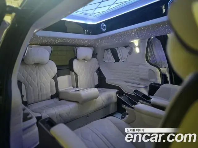 Kia Carnival 2022 — Photo 7/13