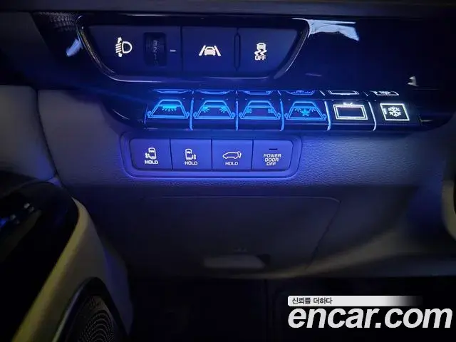Kia Carnival 2022 — Photo 11/13