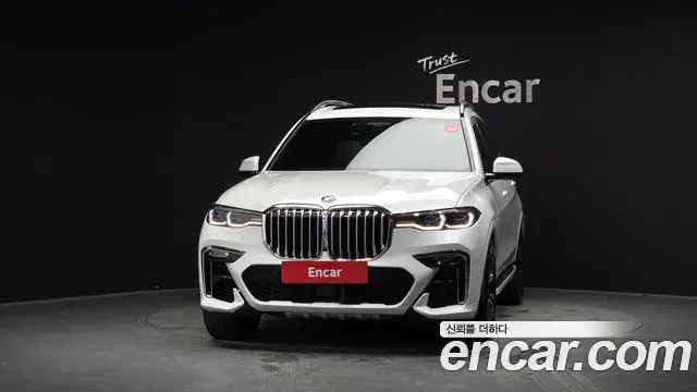 BMW X7 2021 — Фото 3/20