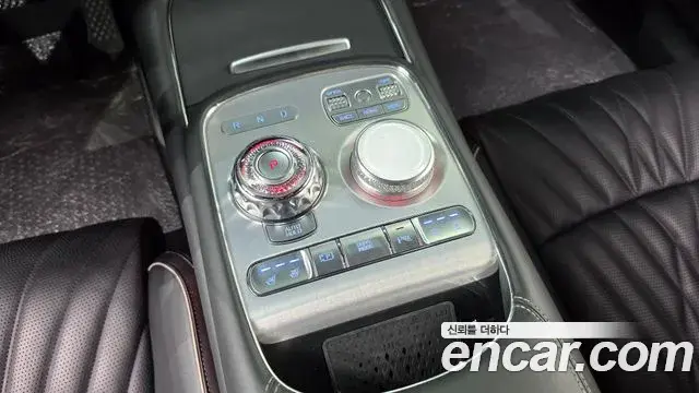Genesis G90 2022 — Şəkil 9/20