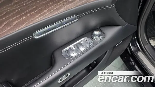 Genesis G90 2022 — Şəkil 19/20