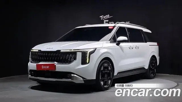 Kia Carnival 2024 — Photo 1/20
