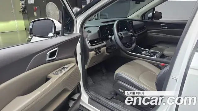 Kia Carnival 2024 — Photo 10/20