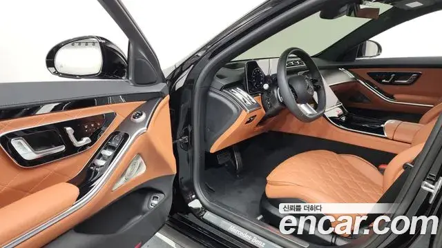 Mercedes-Benz S-Class 2025 — Photo 24/34