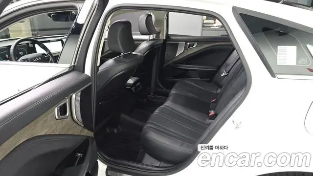 Kia K8 2022 — Şəkil 11/20