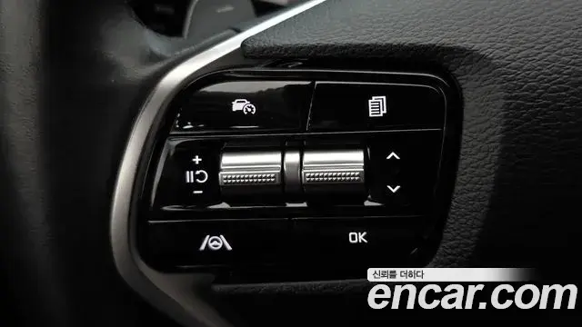 Kia K8 2022 — Şəkil 19/20